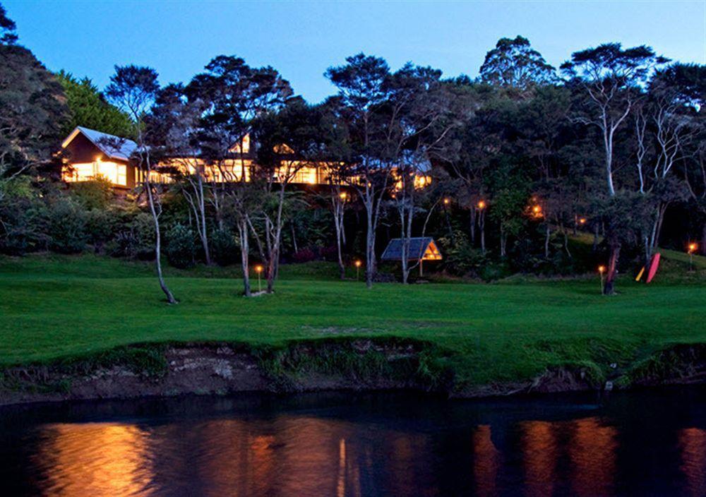 River Retreat Haruru Extérieur photo